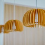 Plafonnier bois clair : créer une atmosphère douce et zen